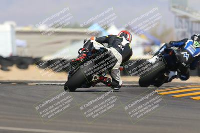 media/Oct-08-2022-SoCal Trackdays (Sat) [[1fc3beec89]]/Turn 16 (125pm)/